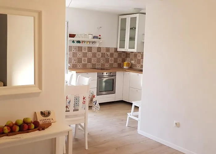 Golden Sunset Apps Apartman *