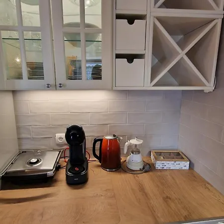 Golden Sunset Apps Apartament *